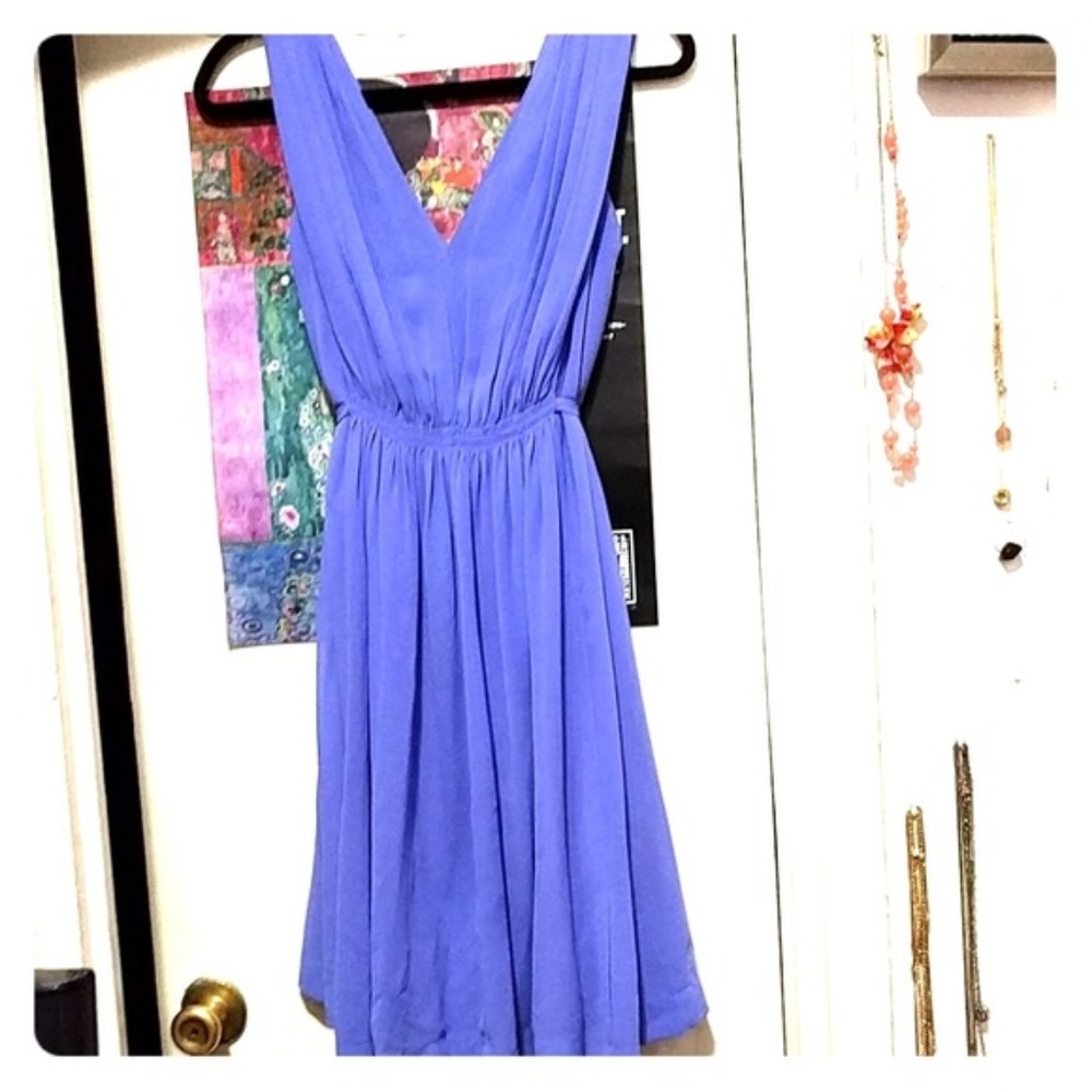 ANTHROPOLOGIE v neck dress